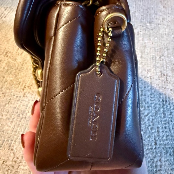 Coach quilted Tabby 26 handbag in Maple - Picture 11 of 14